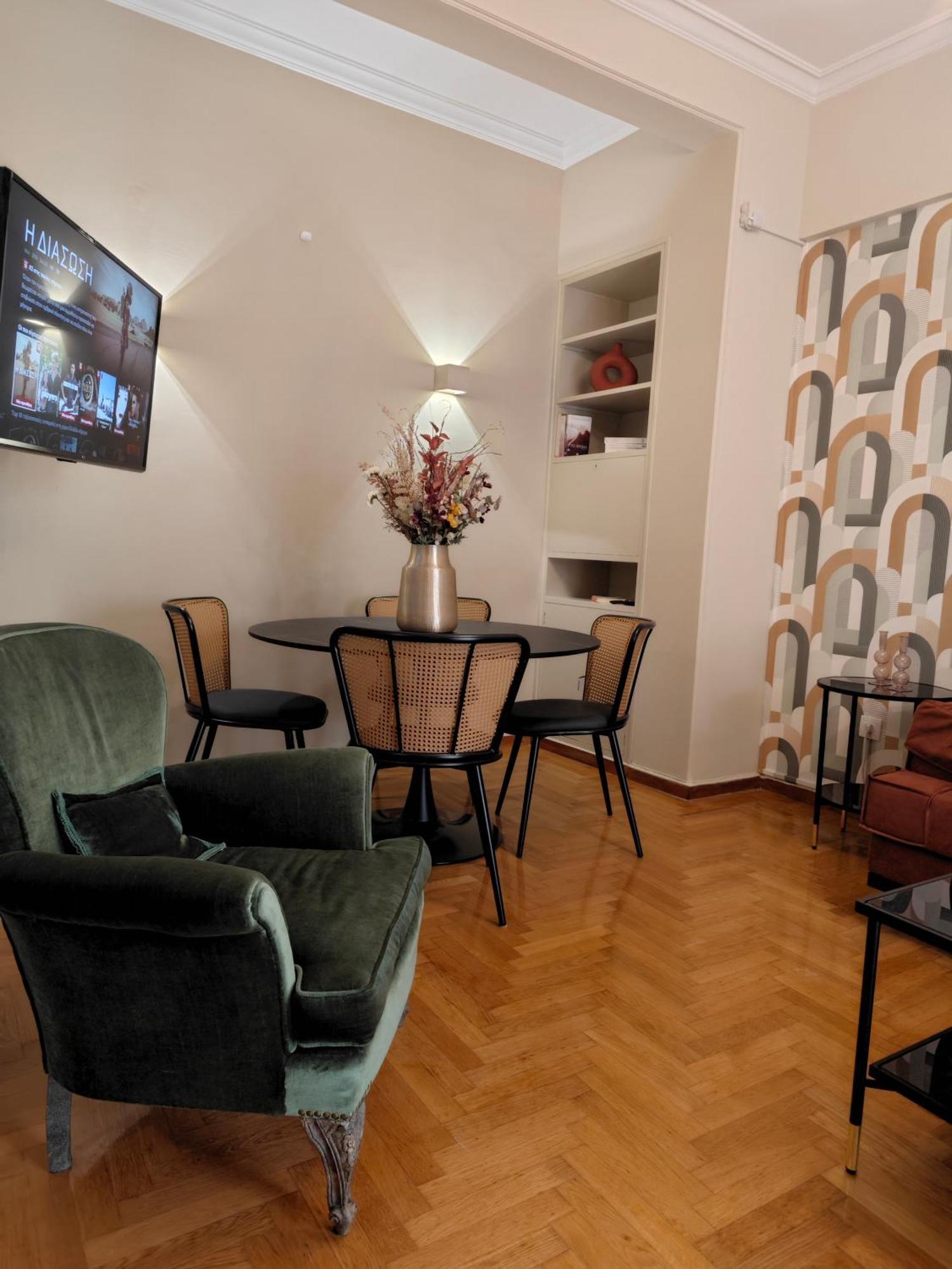 Caravin Wanderhome Acropolis, 1 Min From Acropolis Museum Atene Esterno foto